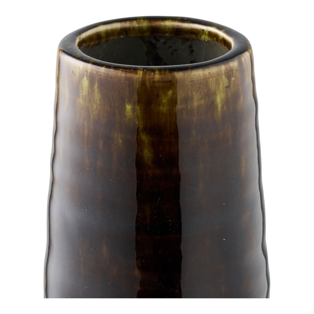 Earthline ceramic vase as standalone sculptural piece
