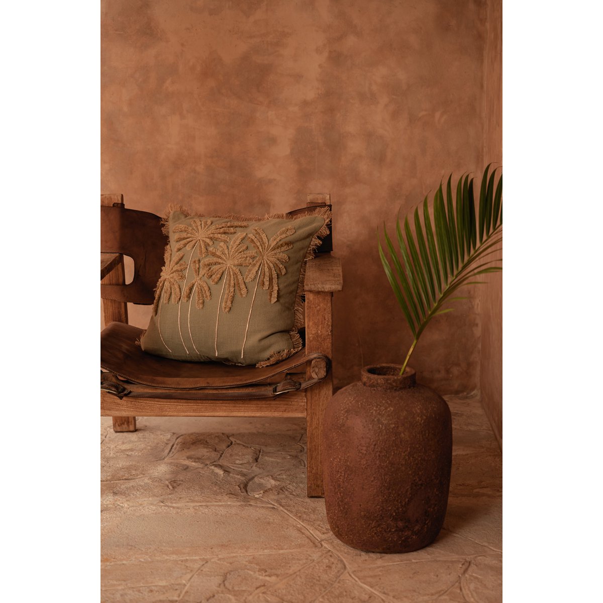 Clay Echo Terracotta Vase