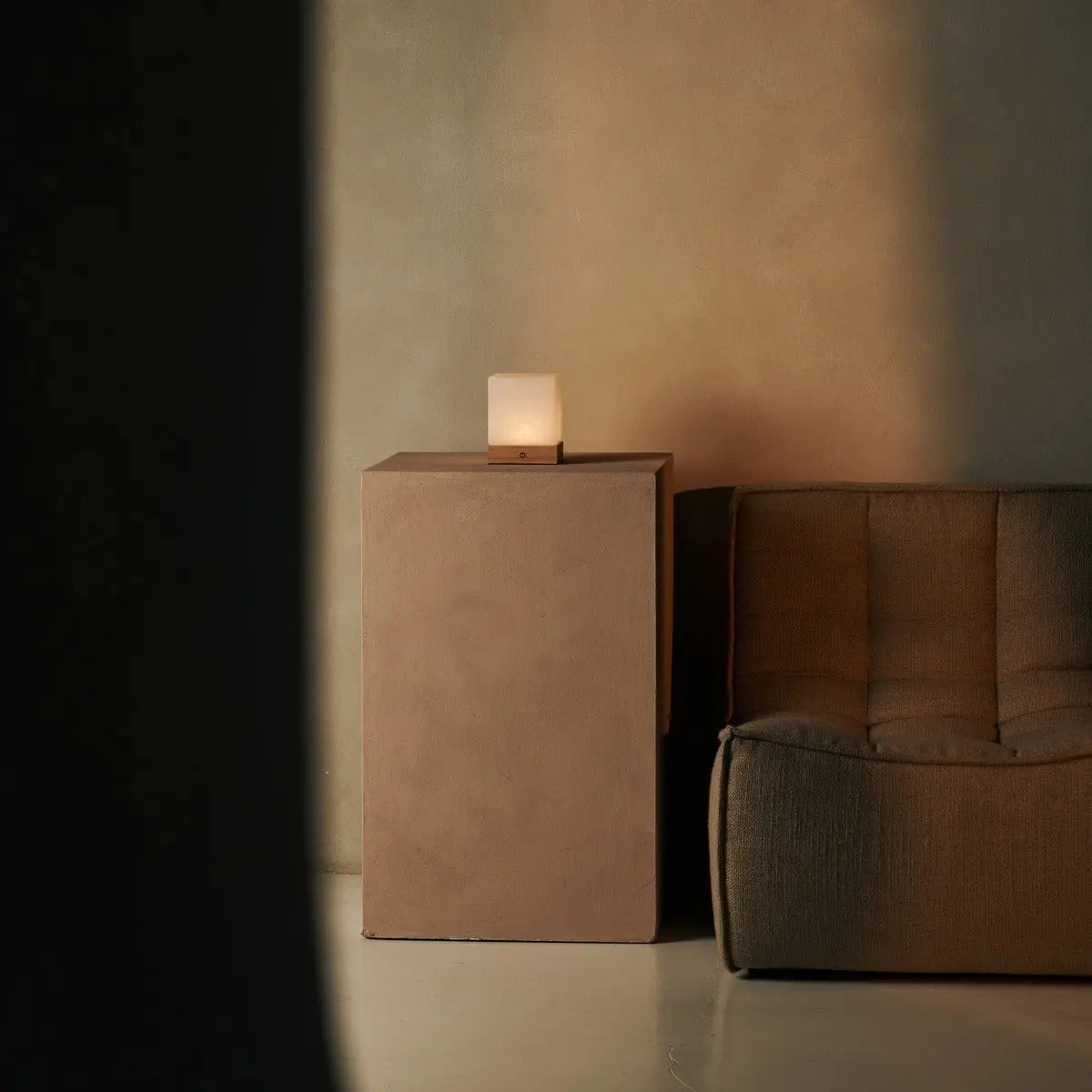 Yce Mini glass shade lamp in Scandinavian interior