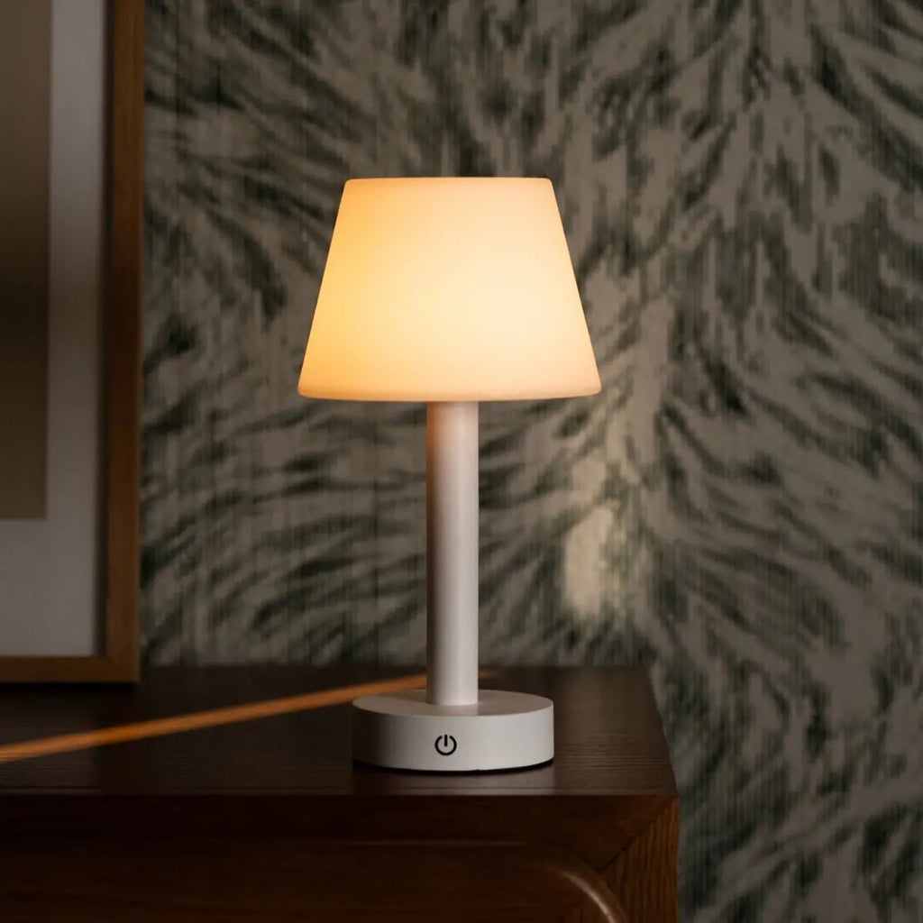 Zoe rechargeable lamp 4000 mAh battery detail