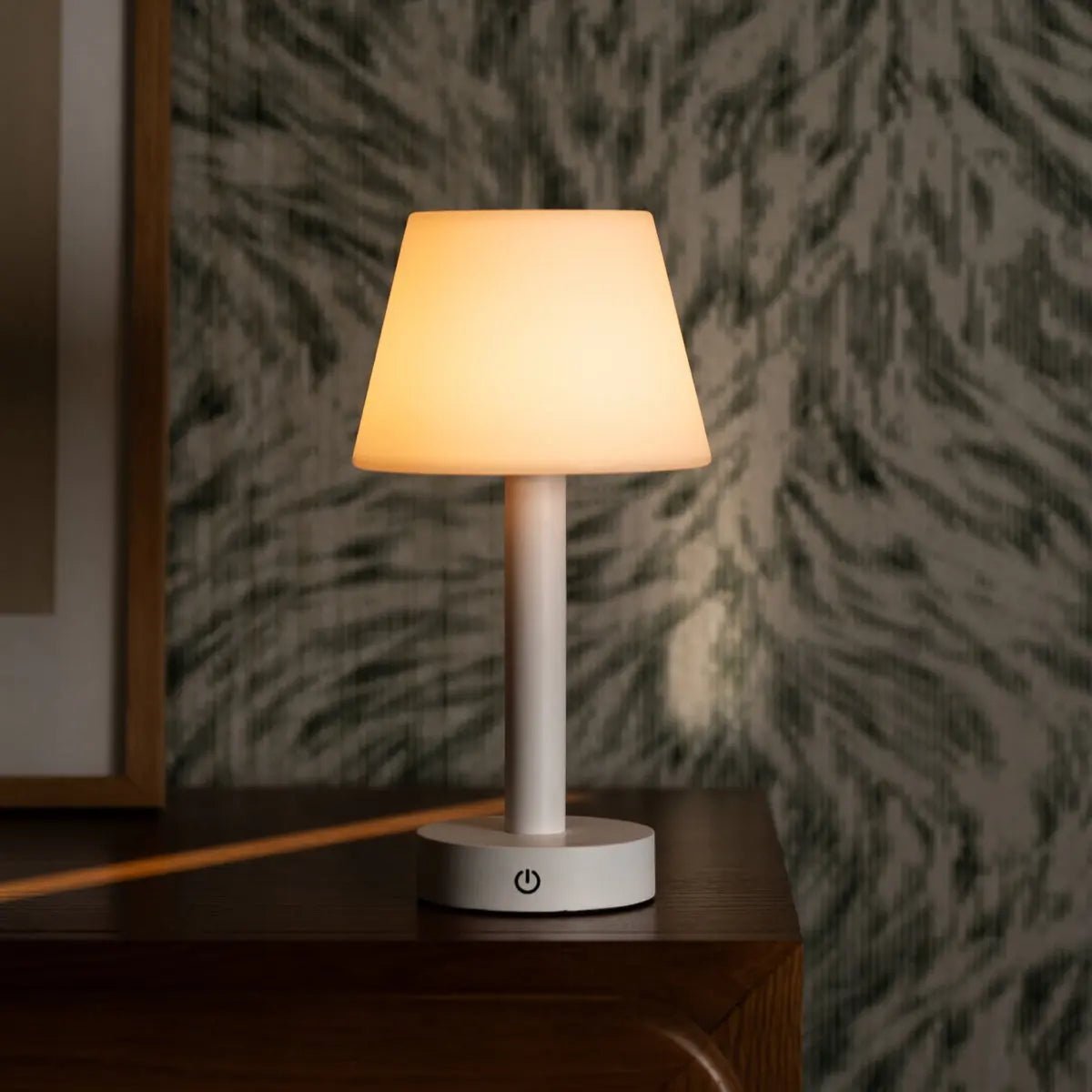 Zoe rechargeable lamp 4000 mAh battery detail