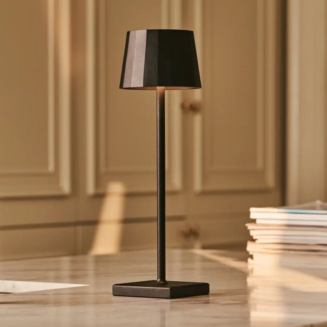 Nael cordless lamp detail of matte black metal finish
