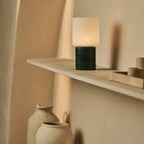 Cuyp cordless lamp 5000 mAh battery detail