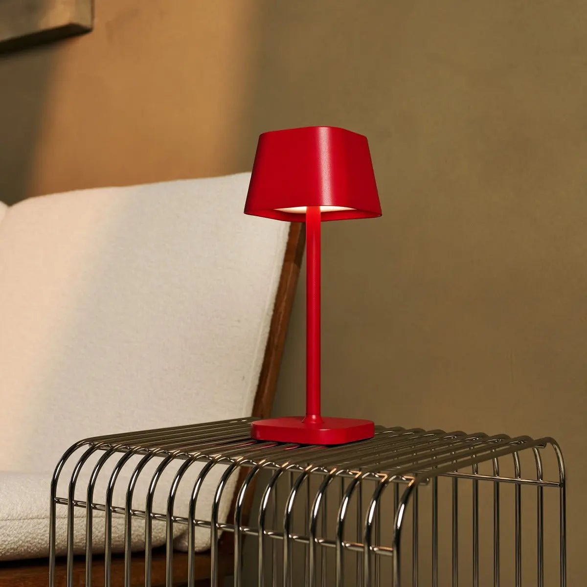 Remi metal lamp side view showing cylindrical berry red form