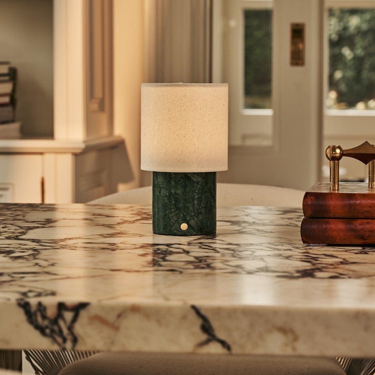 Dou Verde Alpi marble rechargeable table lamp green stone