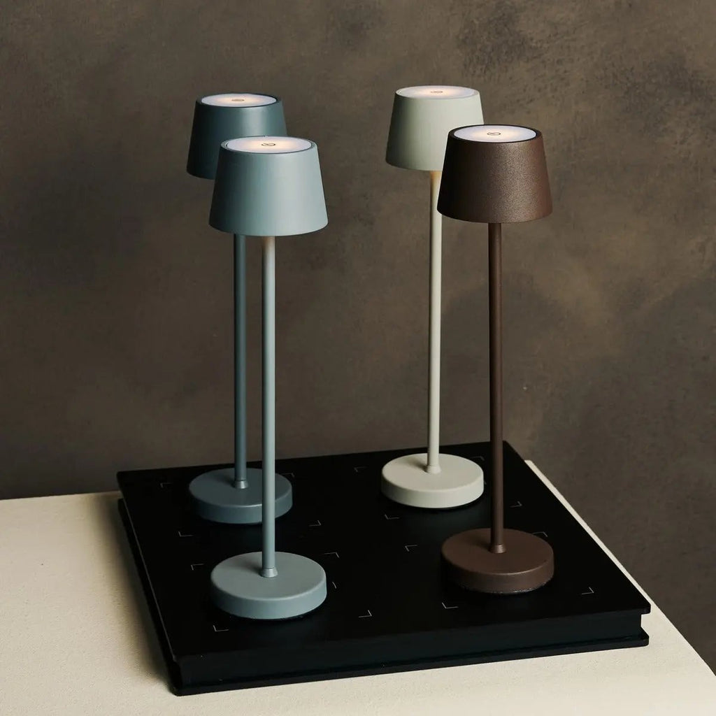 Vondel lamp top view showing touch-dim sensor