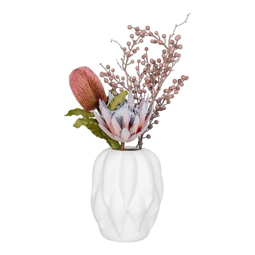 Linea beige vase close-up of artisanal diamond relief surface