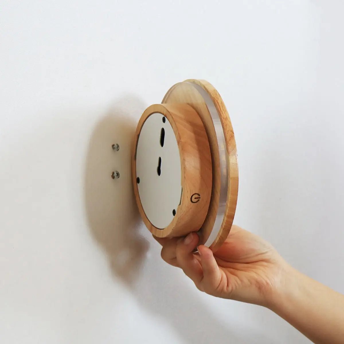 Lou Light Brown Rubberwood Cordless Rechargeable Wall Lamp