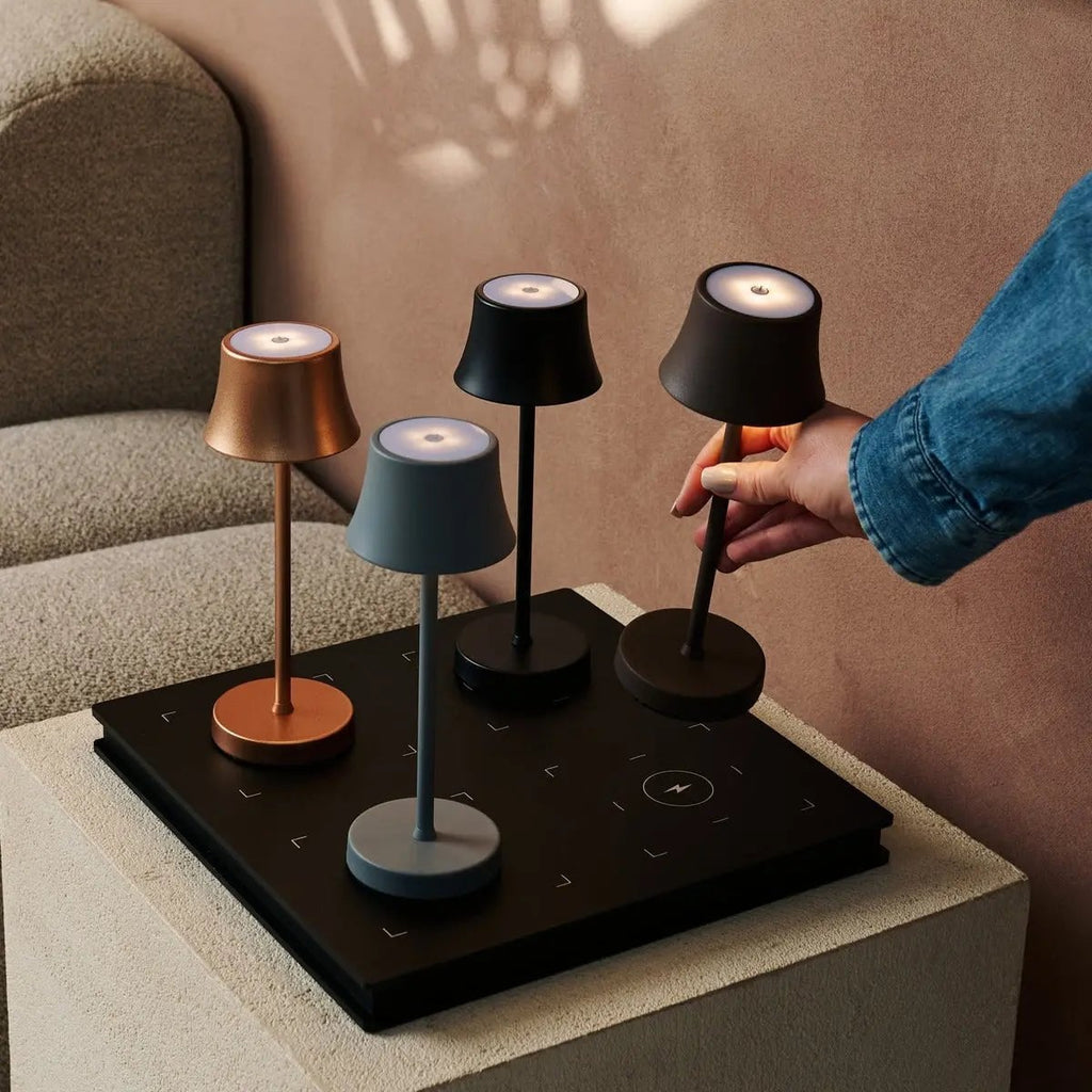 De Pijp cordless table lamp with USB-C charging cable