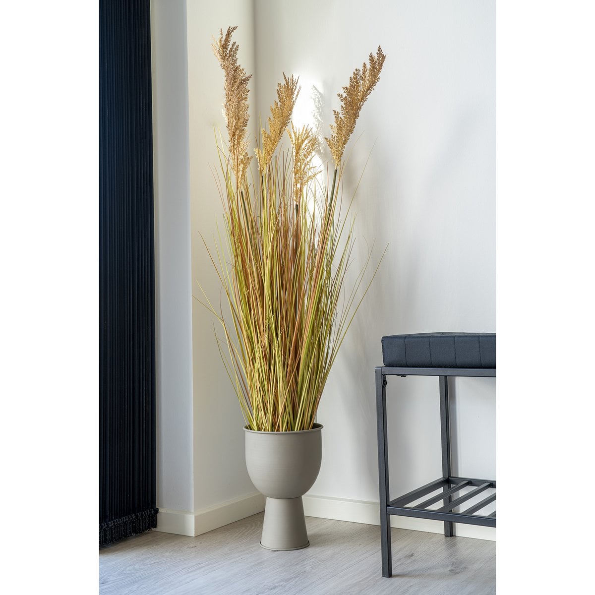 Amalfi Sand Steel Plant Pot