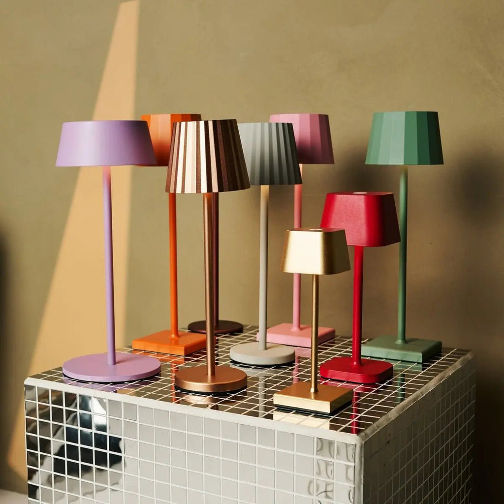 Yannick cordless lamp IP44 rated detail