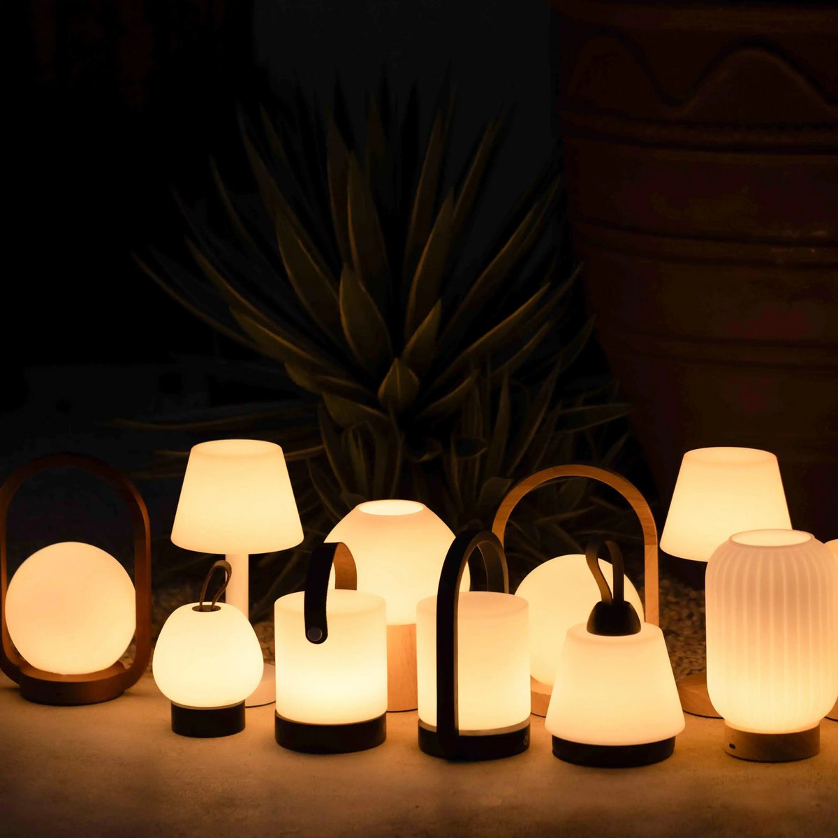 Richella rechargeable wall lamp overhead view glass shade
