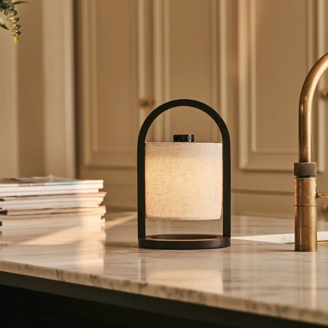 River rechargeable lamp 5000 mAh battery detail