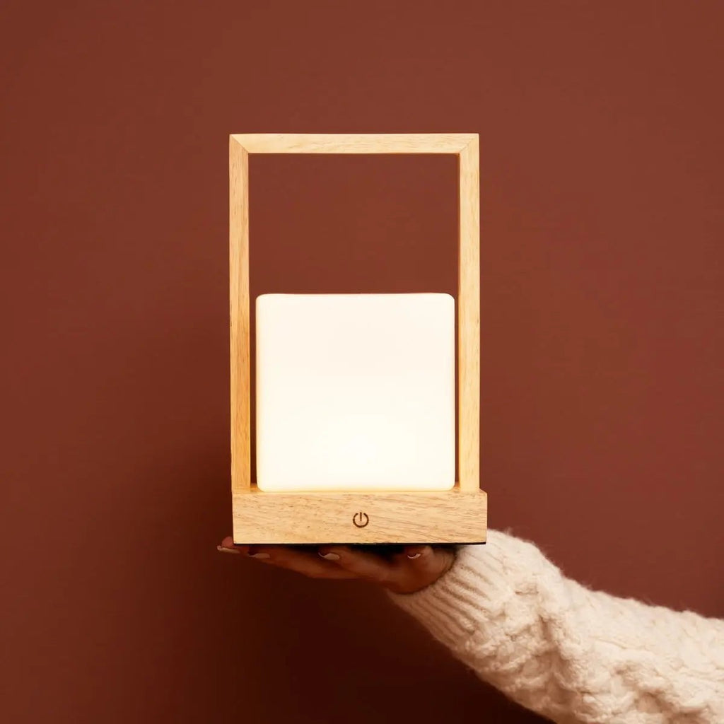 Noah cordless lamp side view showing light brown form