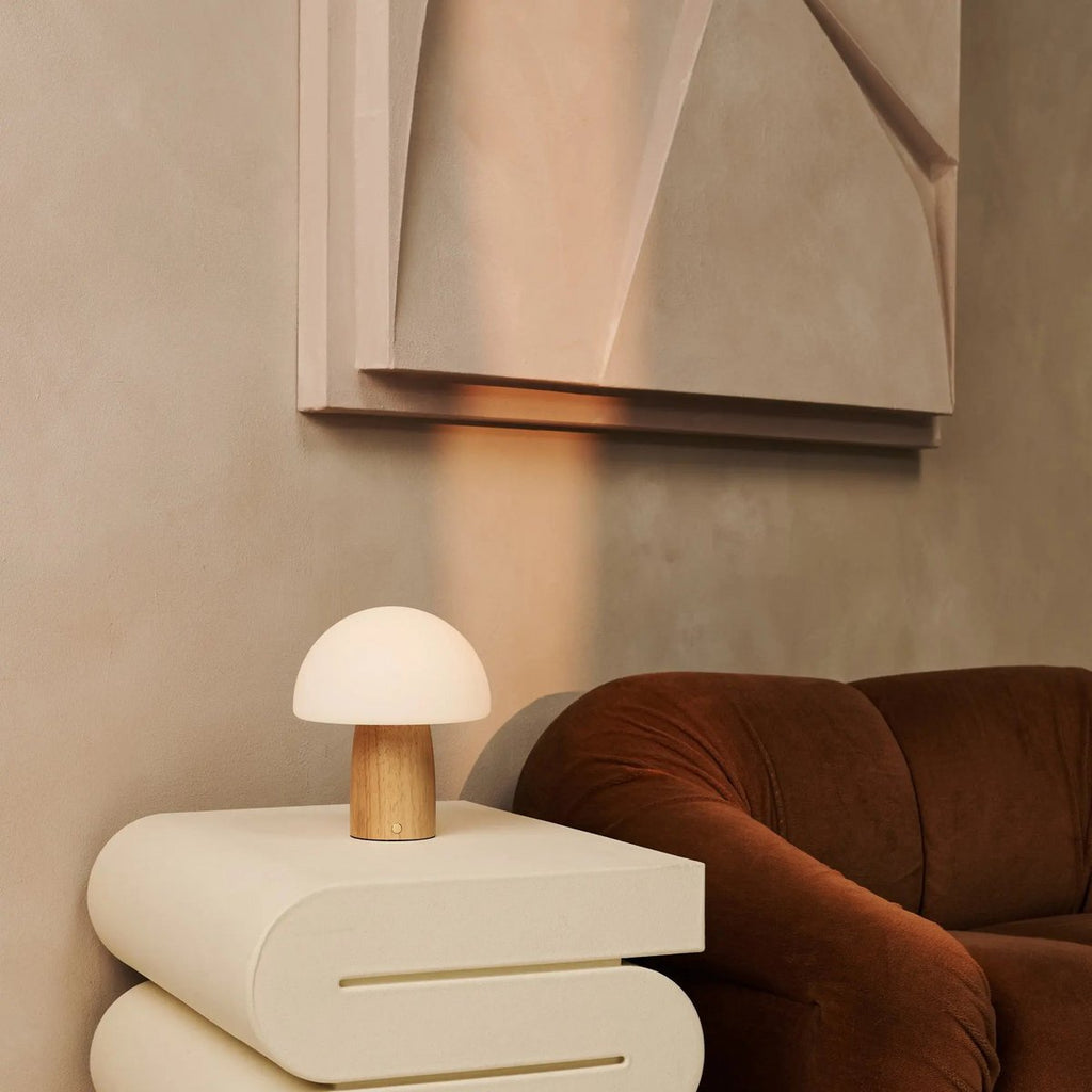 Mia cordless lamp full product view on white background