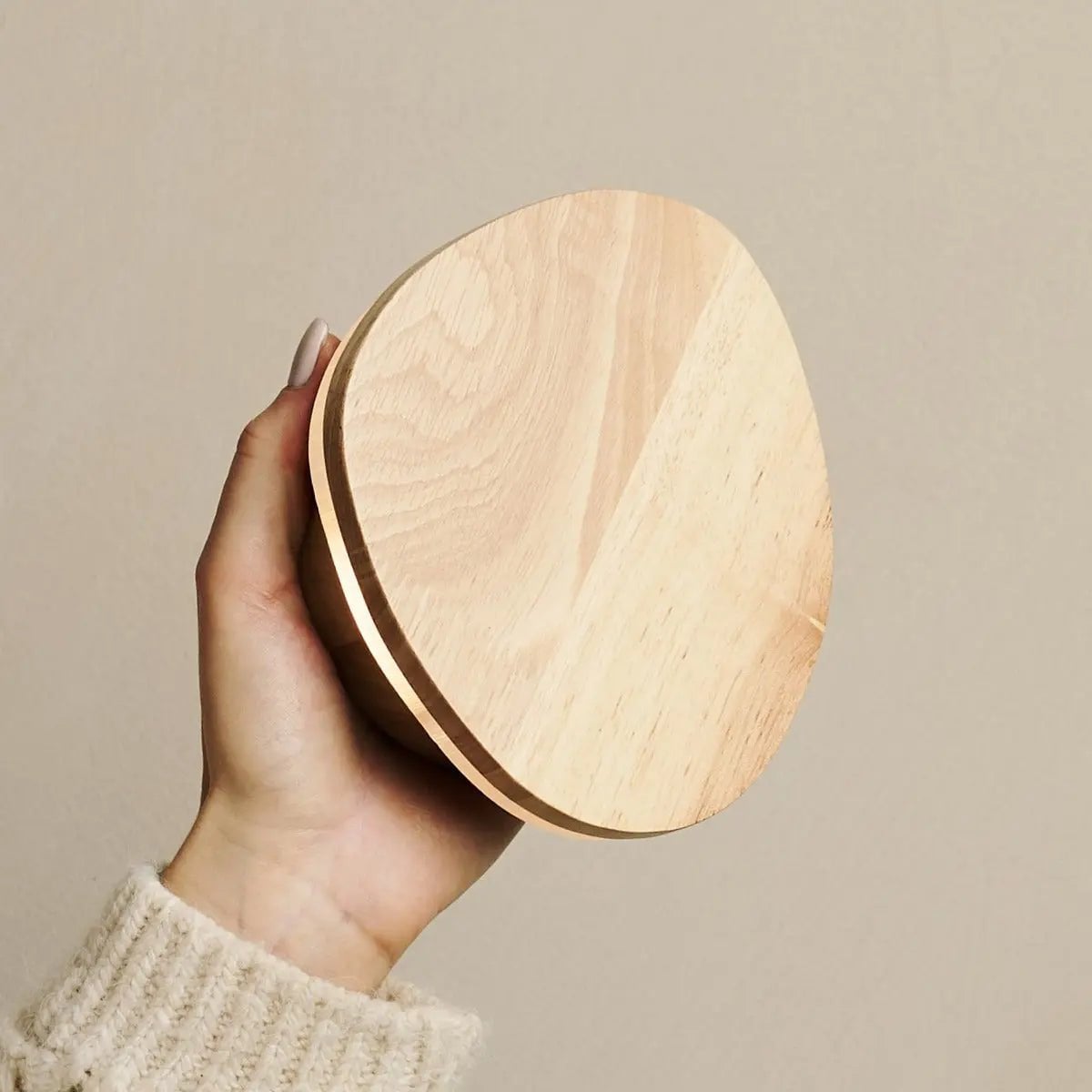 Auralis cordless lamp touch-dim close-up