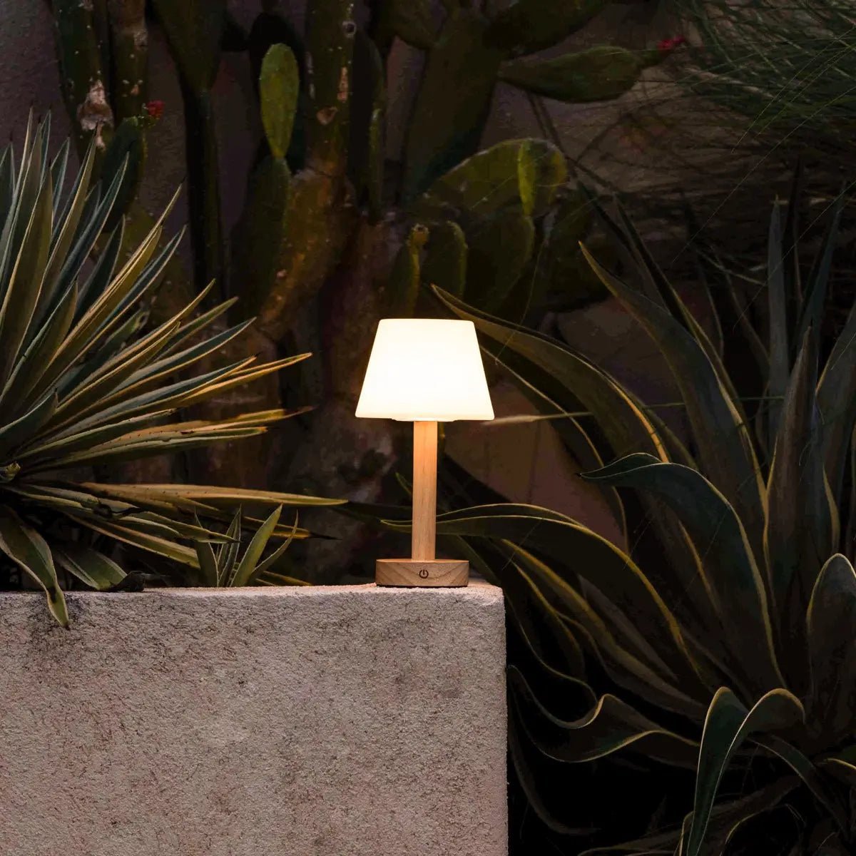 Zoe rechargeable lamp soft polyethene diffuser warm glow