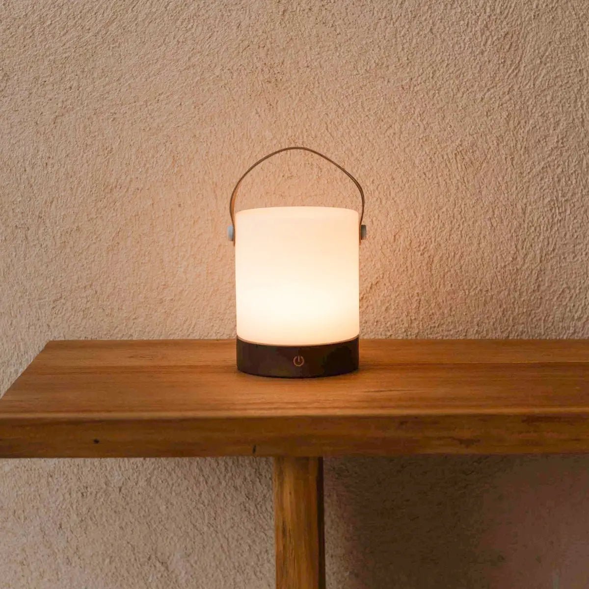 Avery cordless lamp overhead view