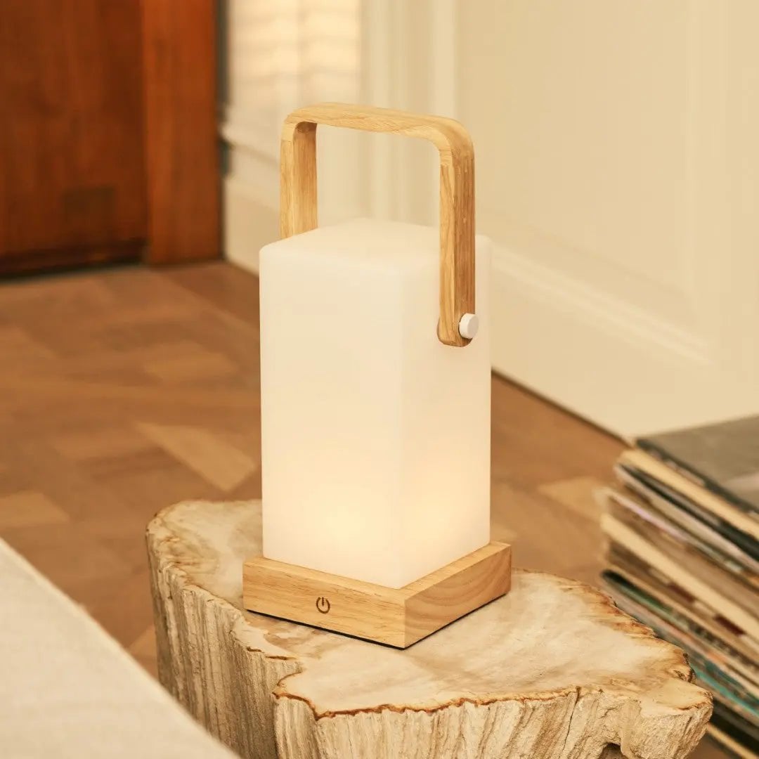 Harper Tower lamp USB-C charging detail