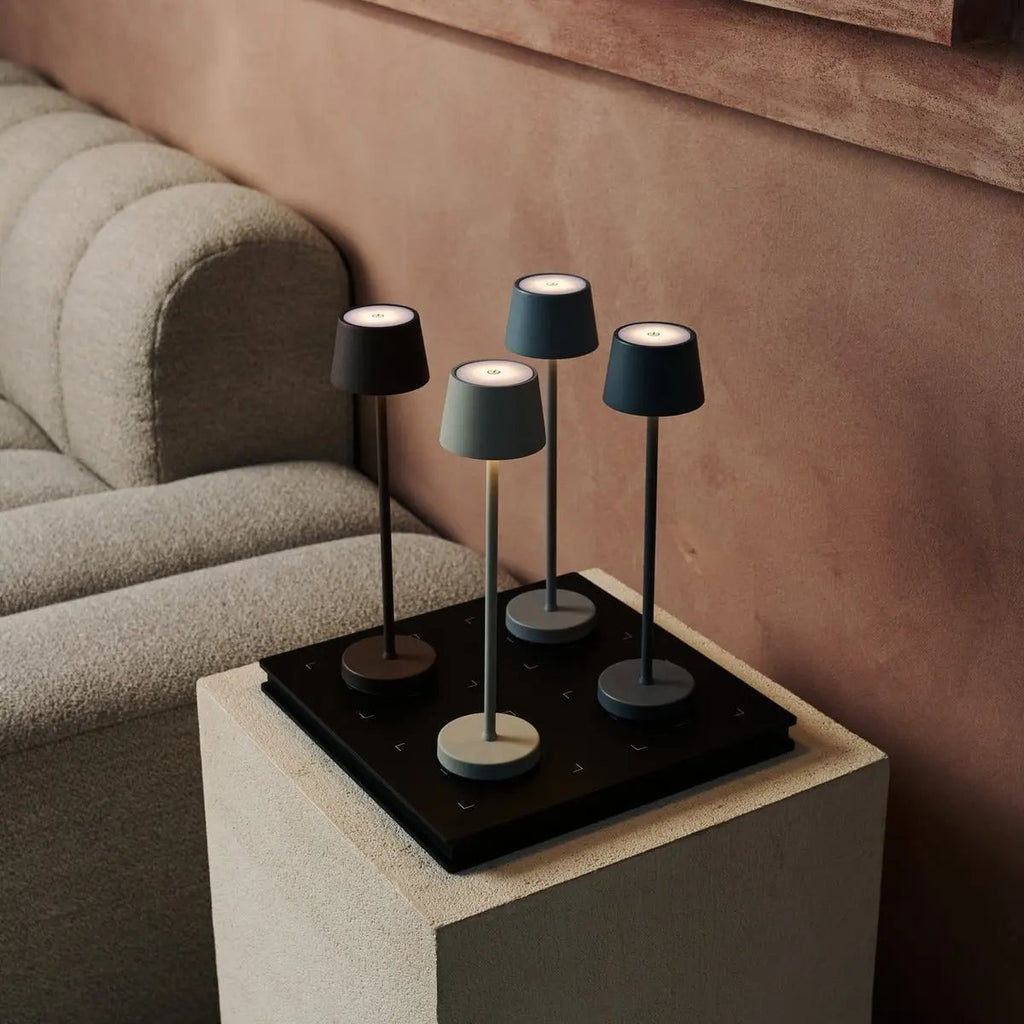 Vondel shadow grey lamp in restaurant interior setting