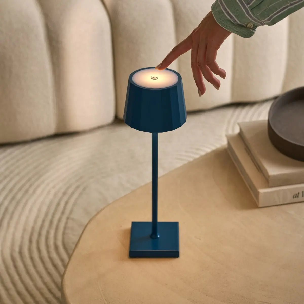 Wouter rechargeable lamp task light bright mode