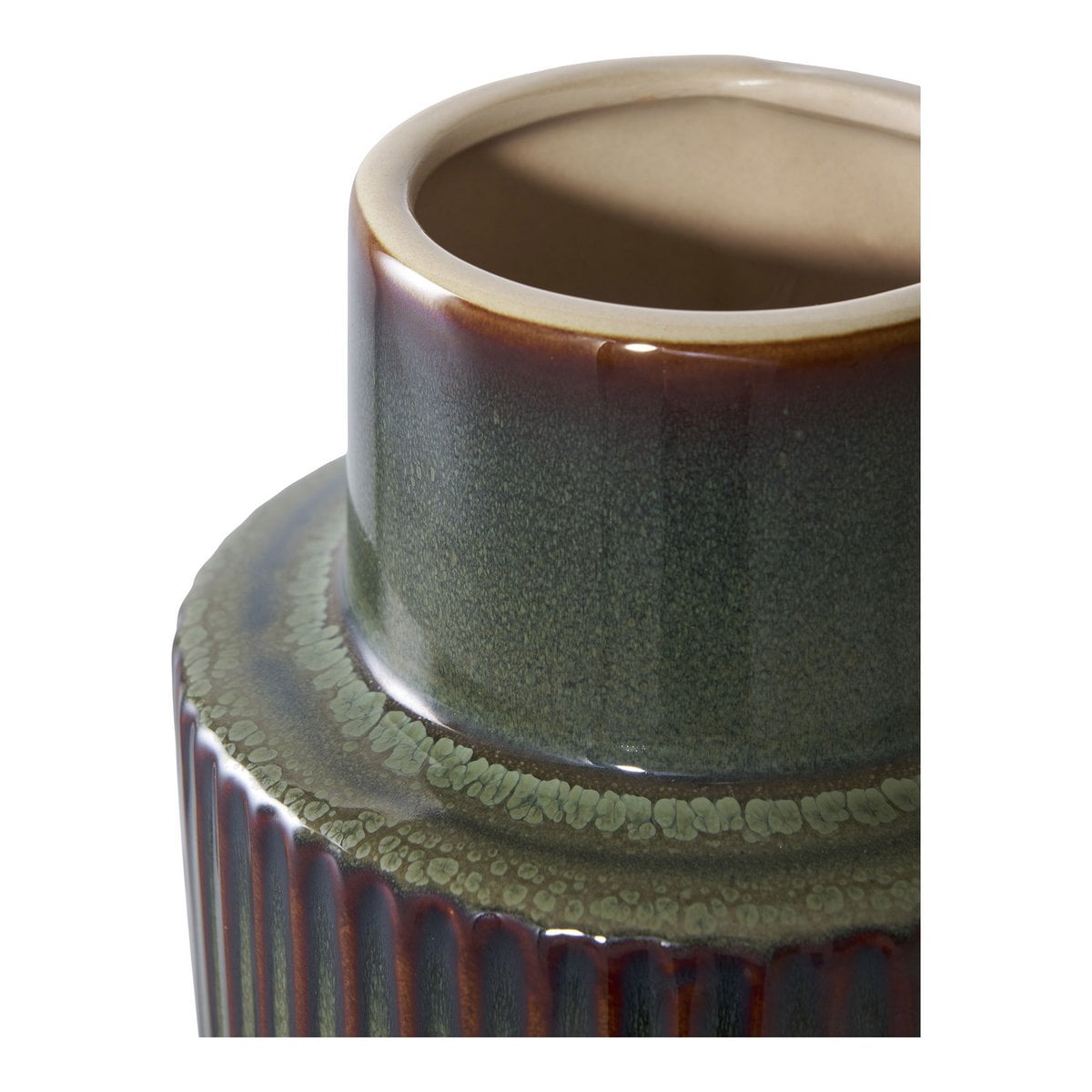 Bambora ceramic vase close-up of ribbed surface detail