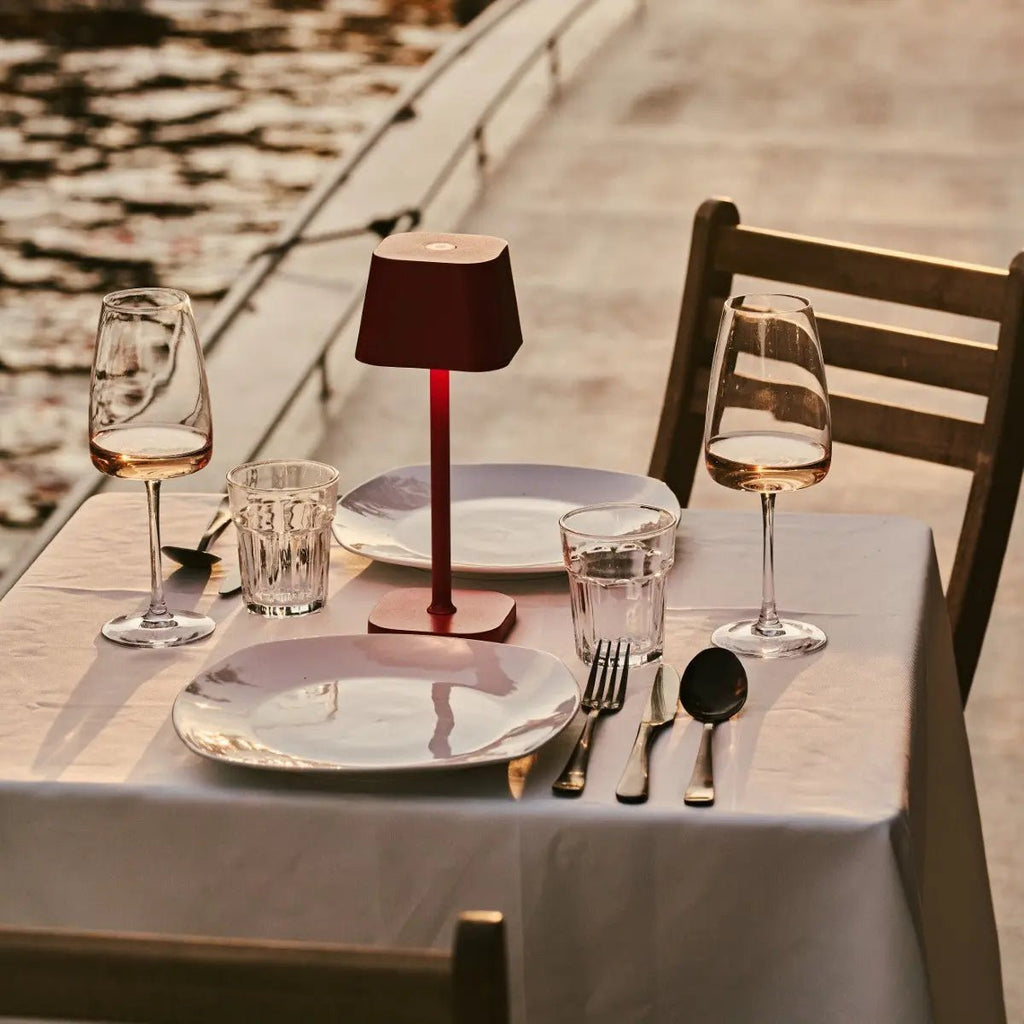 Remi rechargeable table lamp warm ambient glow close-up