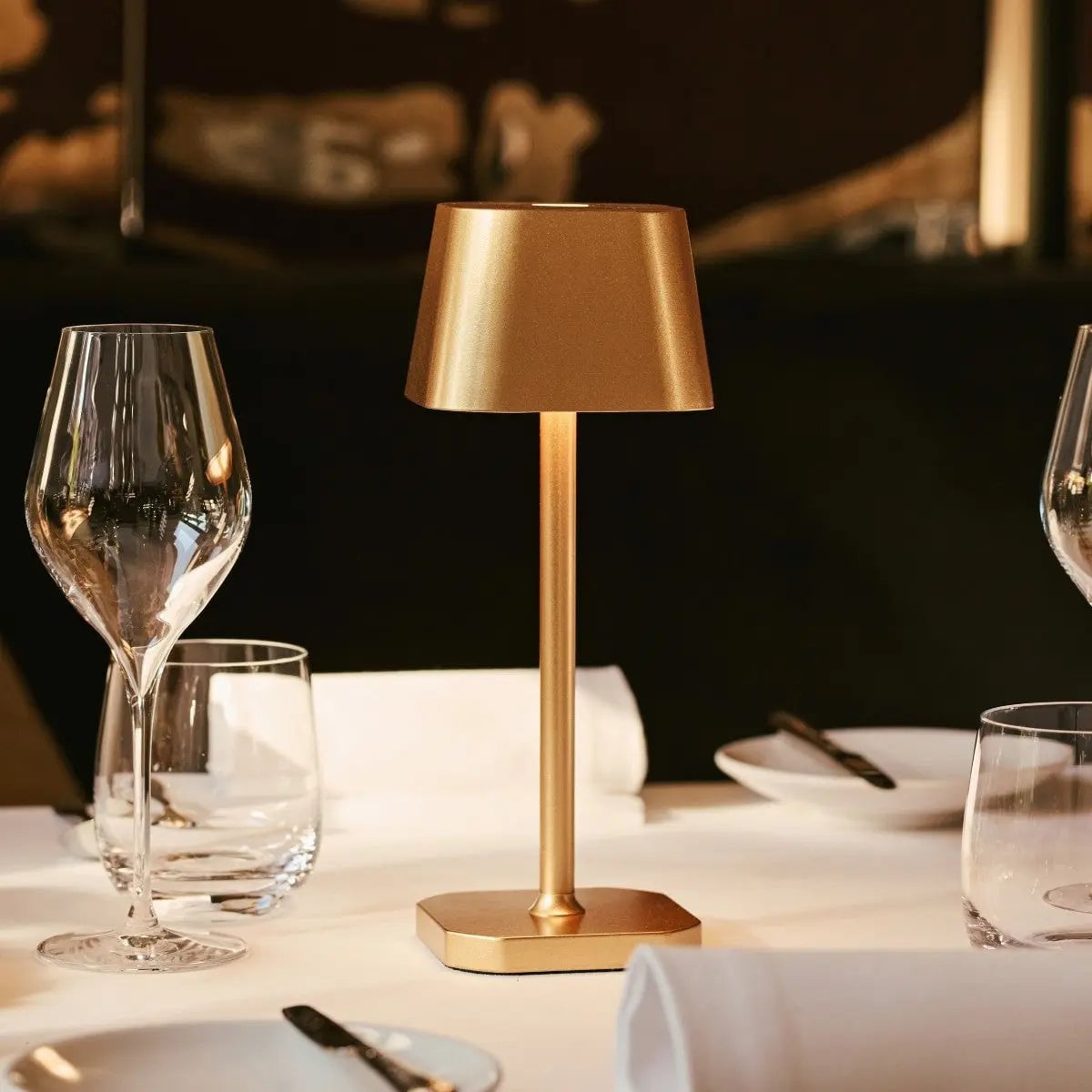 Riva cordless lamp detail of gold metal finish