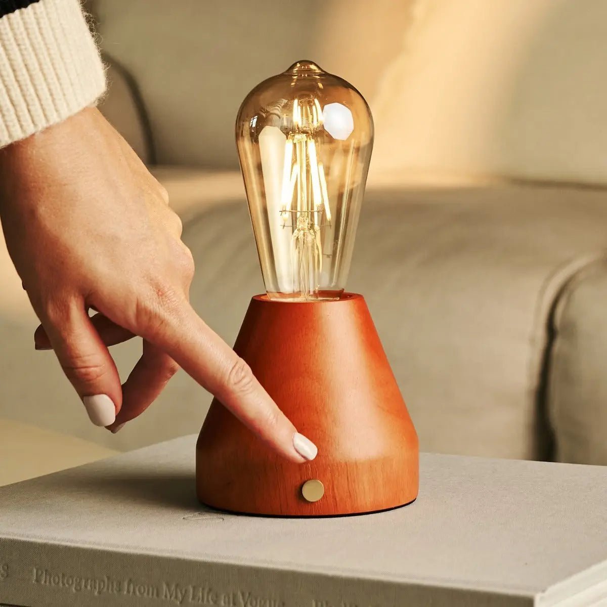 Zavi cordless lamp overhead view slim vertical form
