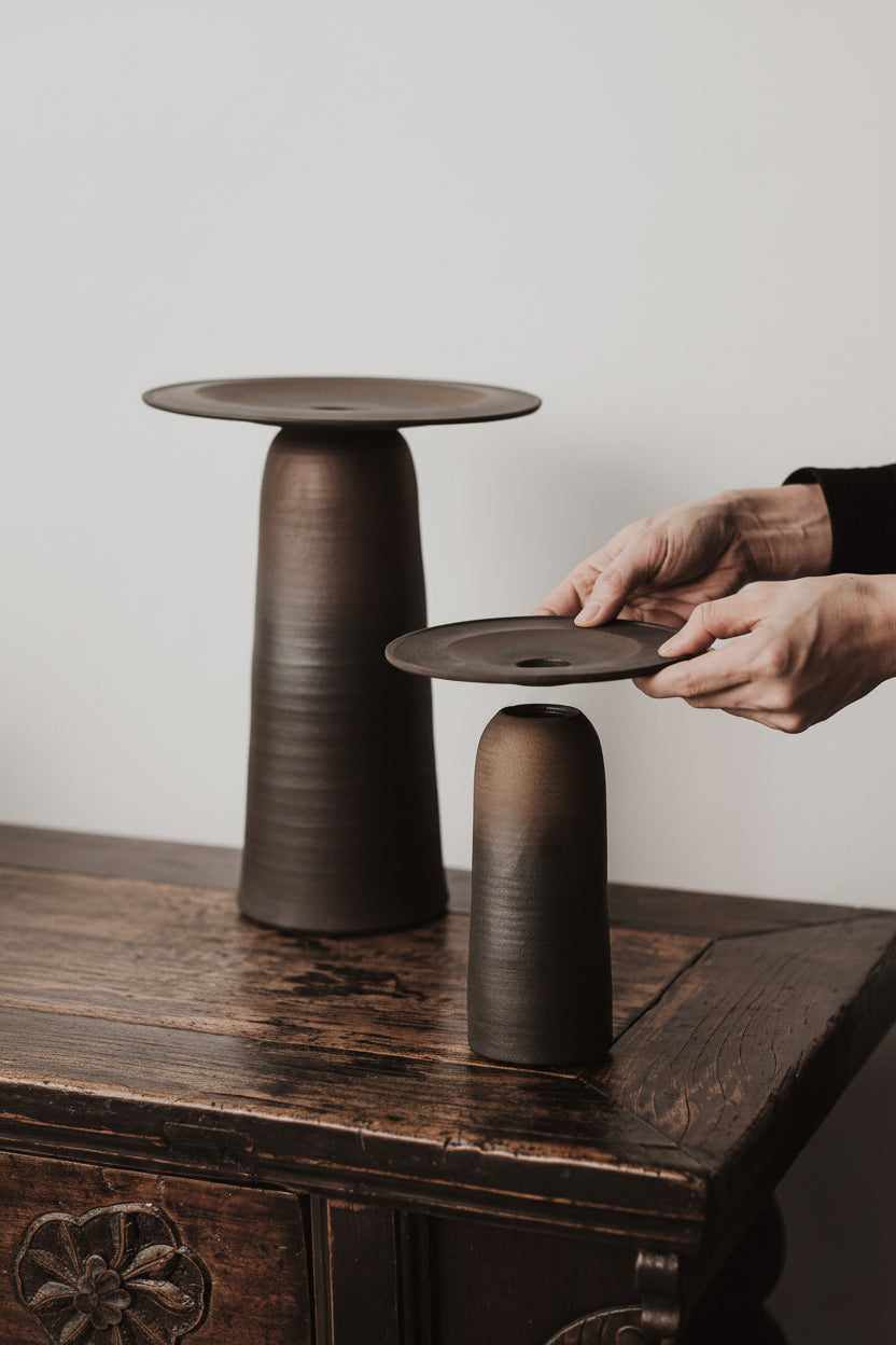 Innovative, moderne hohe Keramikvase East+West ULF35