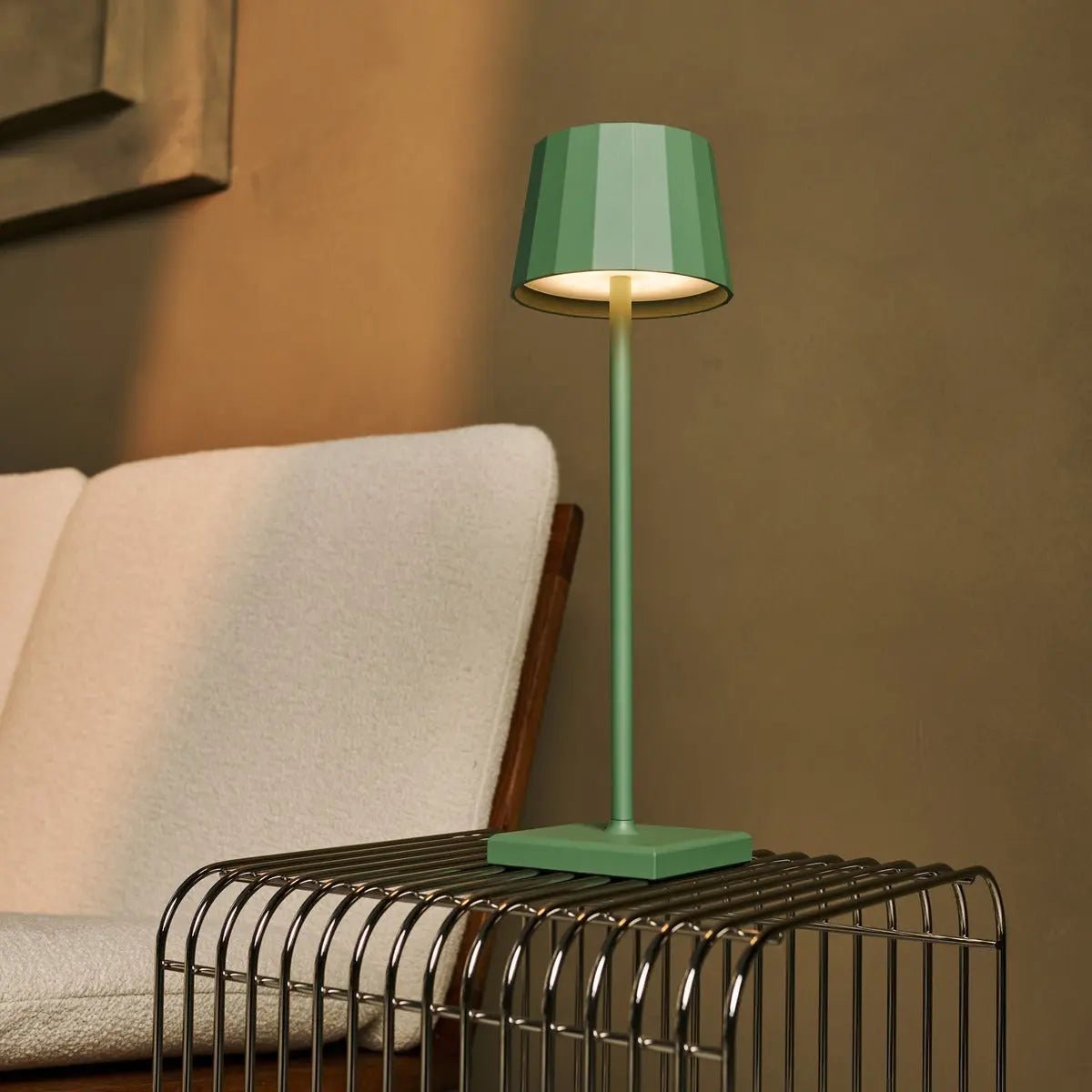Wouter cordless lamp overhead view cylindrical silhouette