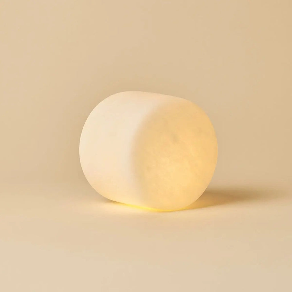 Cuyp dark marble lamp USB-C charging detail