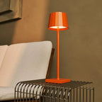4 Wouter lamps on Amstel Dock for simultaneous charging