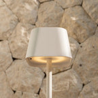 Ava rechargeable lamp 5200 mAh battery detail