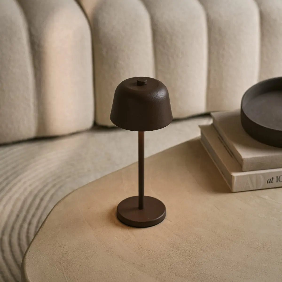 Anton metal lamp USB-C charging port detail