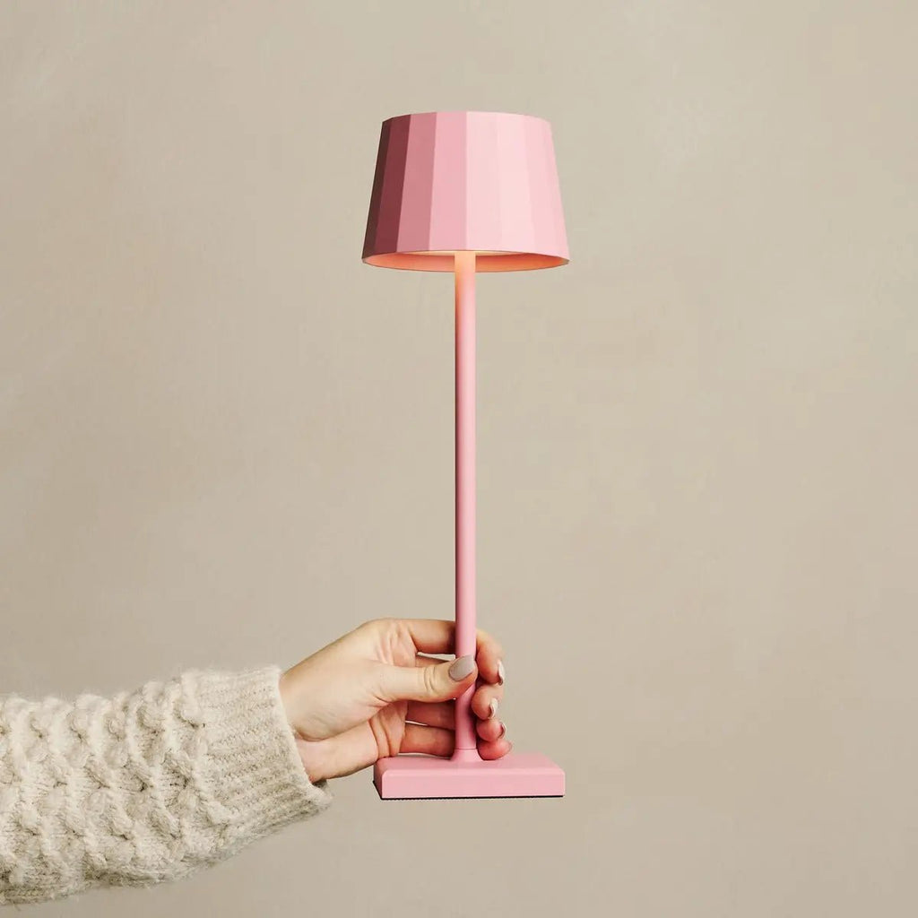 8× Wouter flamingo pink rechargeable lamps with Central Station wireless charging dock