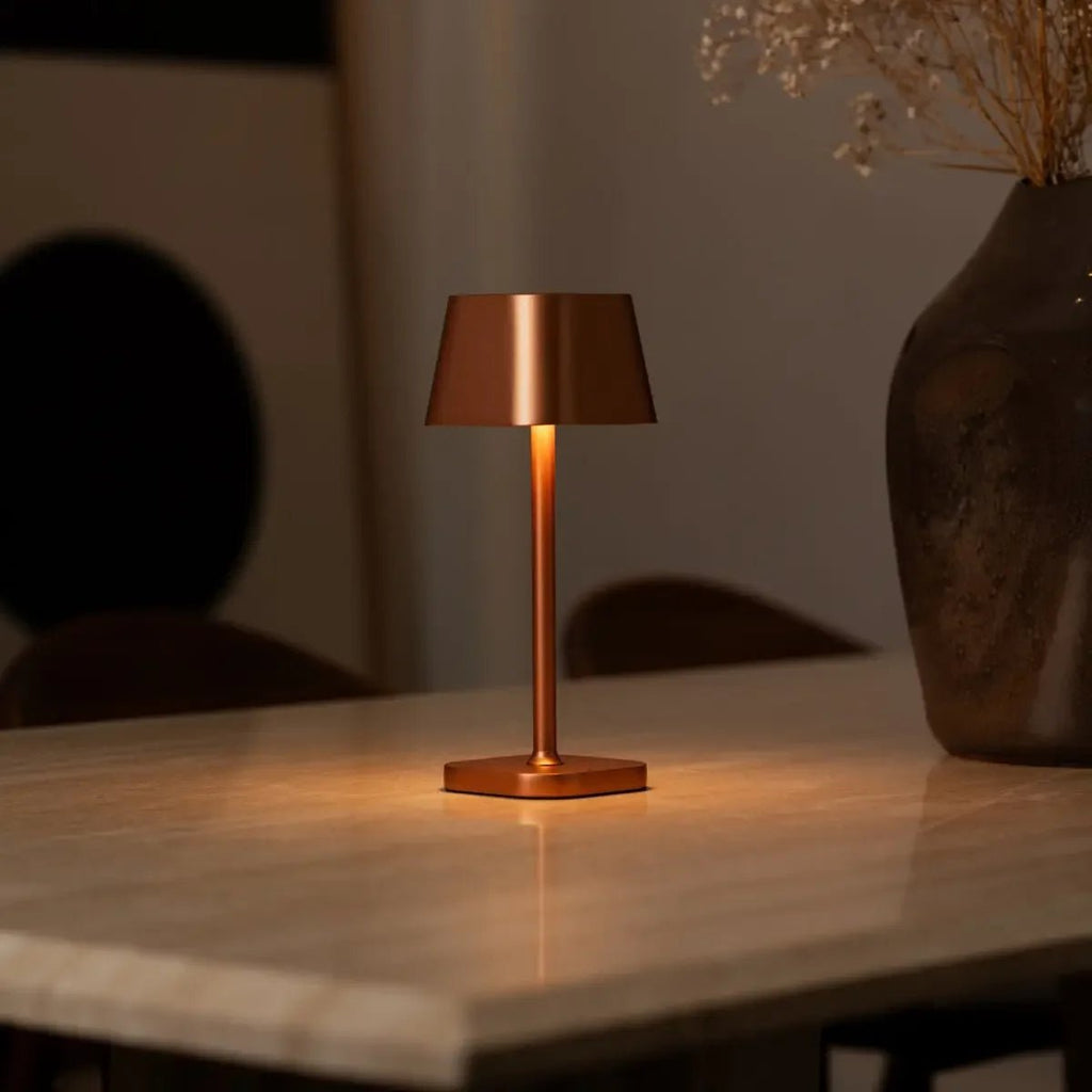 Ava rechargeable lamp touch-dim function close-up