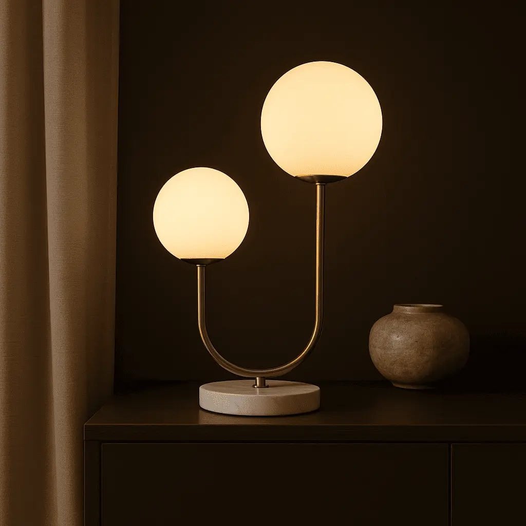 Giorgia corded lamp close-up of natural marble veining