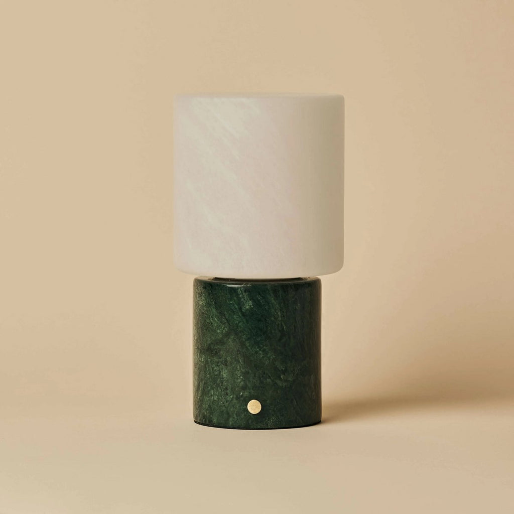 Cuyp rechargeable lamp overhead view